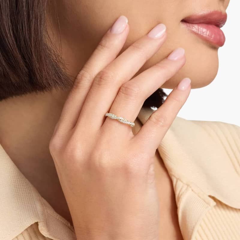 Overlapping Twist Diamond Ring in 14k Yellow Gold (1/3 ct. tw.)