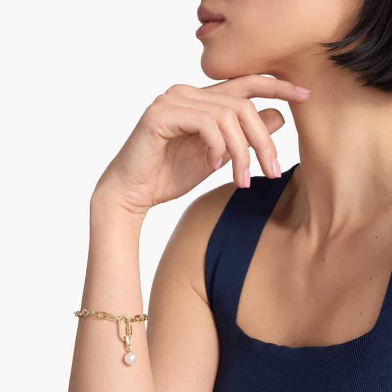 14k Italian Yellow Gold Link Bracelet with Carabiner Lock and Freshwater Pearl Charm